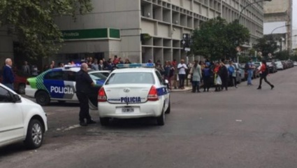 Detienen a un sospechoso por el violento intento de robo en el Banco Provincia