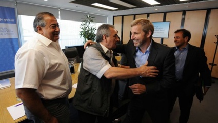 Para evitar el paro, el gobierno convocó a una reunión con la CGT