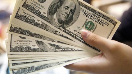 Tras el acuerdo con el FMI, el dólar superó los $26 y rompió un nuevo récord