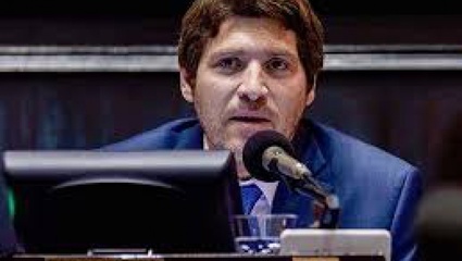 En la legislatura bonaerense cambiemos presentó un proyecto para derogar el dia del trabajador estatal