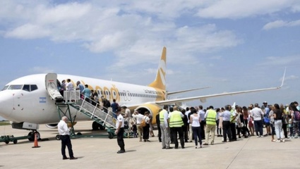 Por seguridad: El fiscal Di Lello pidió la suspensión de las operaciones de FlyBondi en El Palomar