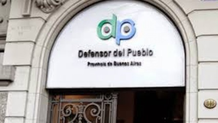 La Defensoría del Pueblo respalda el proyecto de ley para combatir el ciberacoso