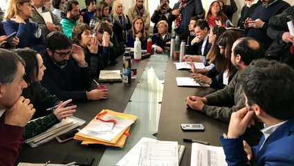 Continúan los ataques de la oposición por el estado de las escuelas en La Plata