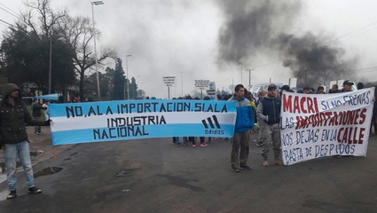 Esteban Echeverría: cerró la planta de Adidas y echó a todo el personal