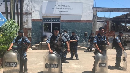 Seis muertos tras un incendio en una comisaría de Esteban Echeverría