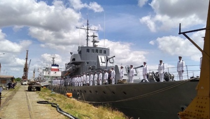 En pleno vaciamiento, trabajadores del Astillero mostrarán la reparación de un barco de la Armada Argentina