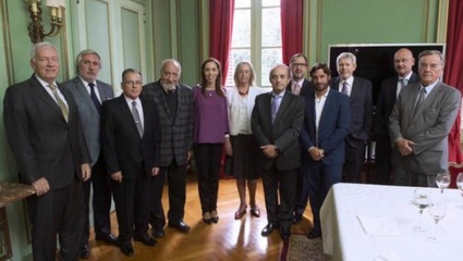 Desdoblamiento de elecciones en Provincia: ¿Un ministro de la Corte asesora a Vidal?