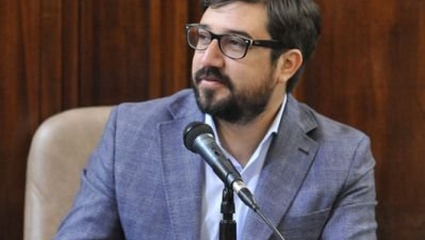 Garro aparta de la presidencia del Concejo a Fernando Ponce tras la denuncia por acoso