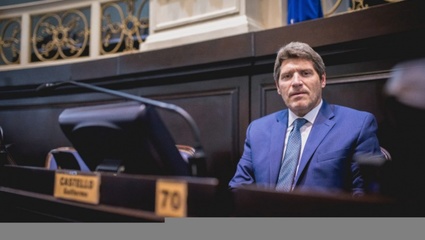 El diputado Guillermo Castello quiere quitarle la ayuda económica a las organizaciones que hagan manifestaciones