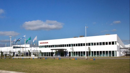 Otra vez la industria automotriz: Honda suspendió a 700 trabajadores en su planta de Campana