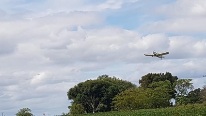 Exaltación de la Cruz: Docentes denunciaron que un avión fumigó en zonas de escuelas rurales