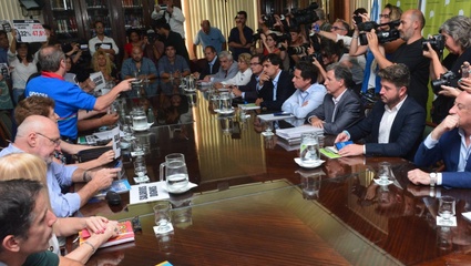 Vidal convocó a los docentes a paritaria tras el ultimátum de los gremios