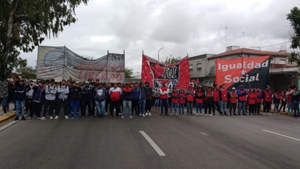 Cooperativistas cortan la subida a la Autopista: piden a las autoridades que cumplan con acuerdos salariales alcanzados hace meses
