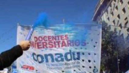Los docentes universitarios cerraron la paritaria y ratificaron su adhesión al paro del 29