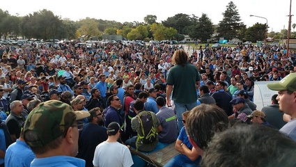 Los trabajadores de Loma Negra lograron un acuerdo para mantener sus fuentes laborales y no cerrará la planta de Barker
