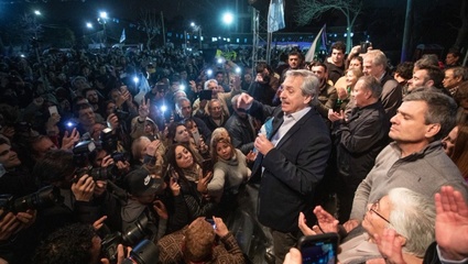 Alberto Fernández hizo pie en el Conurbano y sembró dudas sobre un posible fraude
