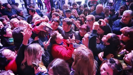 Kicillof visitó San Nicolas, respaldó a Cecilia Comerio y prometió "una provincia en marcha con trabajo"
