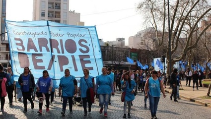 Organizaciones sociales marchan a la Municipalidad pidiendo por la Emergencia Alimentaria y Sanitaria