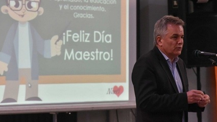 Para un intendente macrista, el plano económico de la crisis es "lo más superficial"