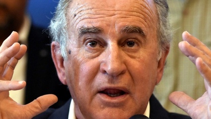 Parrilli denunció penalmente a Macri por las reformas en Casa Rosada