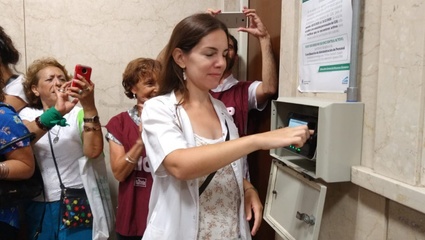 En un día histórico, comenzó la reincorporación de trabajadores del Hospital Posadas