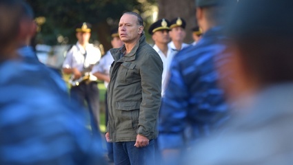 Sergio Berni le puso estilo marcial a la bonaerense: del mangueo de pizza a la promesa de "subordinación y valor"