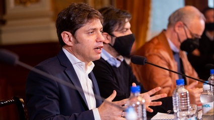 Kicillof anunció que casi 15 mil trabajadores precarizados pasarán a planta permanente