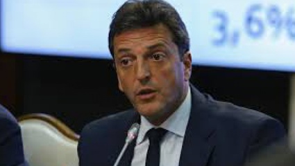 Sergio Massa: “Macri da instrucciones desde una reposera en Saint-Tropez”