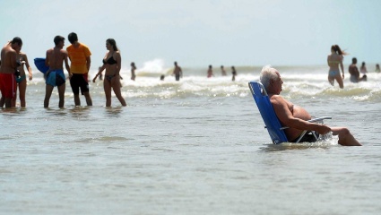 El intendente de Villa Gesell dijo que "será una temporada atípica" pero "la mejor posible para el turista"