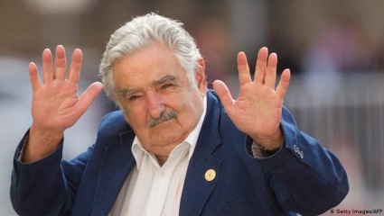 “Pepe” Mujica renunció a su lugar en el Senado y se retiró de la política