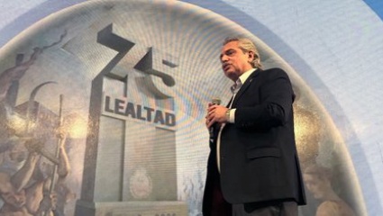 Análisis semanal: el Gobierno envía señales económicas y simbólicas para enfrentar la crisis