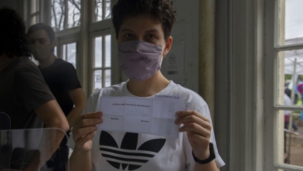 Los chilenos en Argentina dieron un fuerte respaldo al cambio y votaron en 26 mesas de todo el país