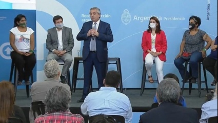 Un “diciembre” distinto: el debate por el aborto y la llegada de la vacuna rusa tensionan al oficialismo