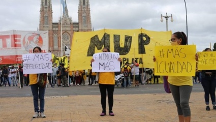 Ante la ausencia municipal, ‘vecinos olvidados’ gritaron “basta de inseguridad”