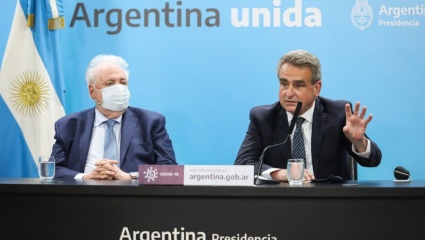 Agustín Rossi, sobre el escándalo de las vacunas: "Debemos pedir perdón a los argentinos"