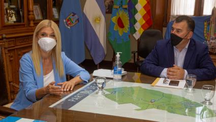 El paso de Verónica Magario por Las Flores y el fantasma del panquequismo en Azul