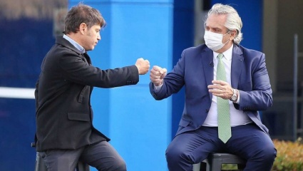 Presiones internas ponen a Kicillof entre la espada y el Gobierno