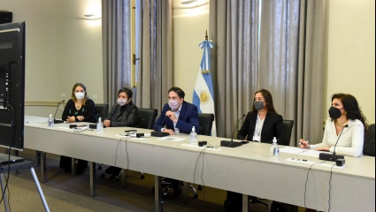 Lanzaron el Plan Egresar, destinado a jóvenes que terminaron de cursar el secundario pero adeudan materias