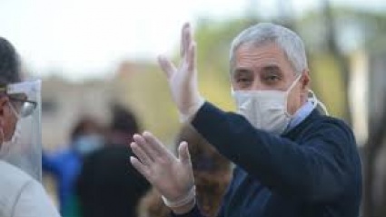Mientras sigue la campaña, Cagliardi suma conflictos con Trabajadores Municipales y Guardavidas