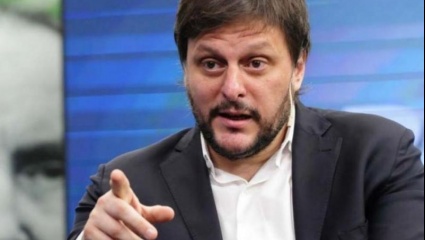 Para Santoro, hay empresarios que quieren "recuperar lo que perdieron con Macri"
