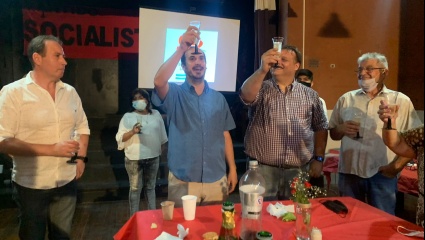 El GEN y el Socialismo celebraron el cierre de año y homenajearon a Gastón Crespo