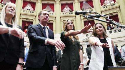 Juraron los 127 nuevos diputados y reeligieron a Massa al frente de la Cámara