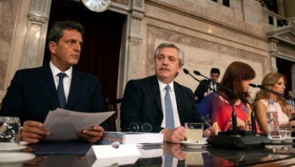 El Ojo Parlamentario: Alberto pide sus leyes
