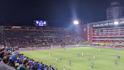 Mientras Lammens impulsa la vuelta de los visitantes, en La Plata interpelan a las autoridades por el caos en el Estadio Uno