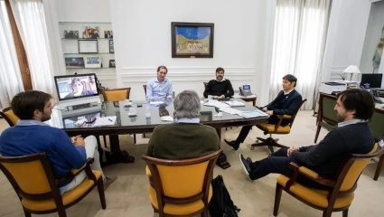 Garro busca marcarle la agenda a Kicillof y le pide que adopte el barbijo optativo en las escuelas