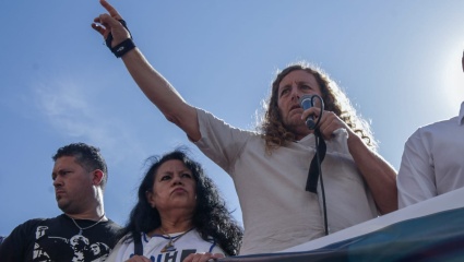 De Isasi pidió “aplicar de manera urgente” la cláusula de revisión de las paritarias de estatales bonaerenses