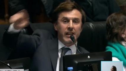 La provocación de Roberto García Moritán a Ofelia Fernández durante el partido de Argentina-Polonia