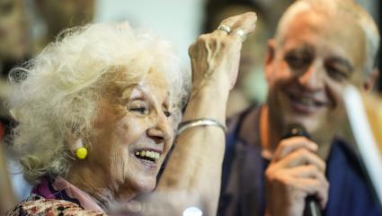 Estela de Carlotto celebró la restitución del nieto 131: "Nos da esperanzas de encontrar a los que faltan"