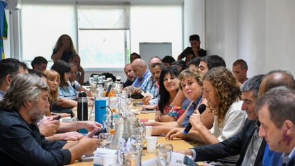 El Consejo Directivo de ATE bonaerense evaluará la oferta salarial de Kicillof para el primer semestre