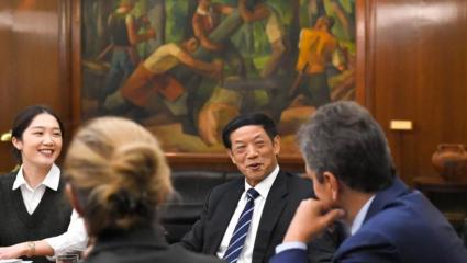 El grupo chino Gezhouba invertirá US$500 millones más en las represas hidroeléctricas patagónicas
